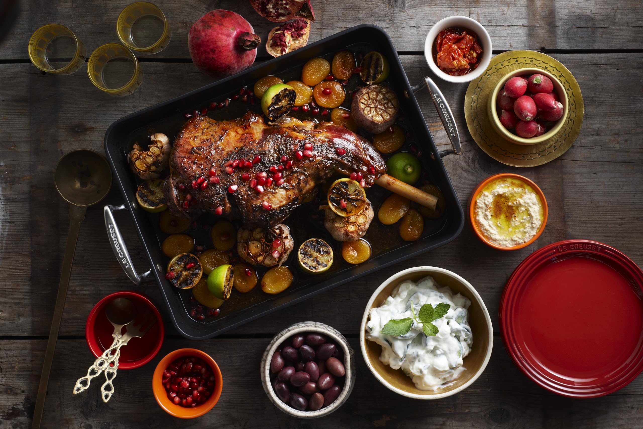 le-creuset-plat-r-tir-anti-adh-rent-fonte-d-aluminium-35x27-cm-anthracite-argent image 4