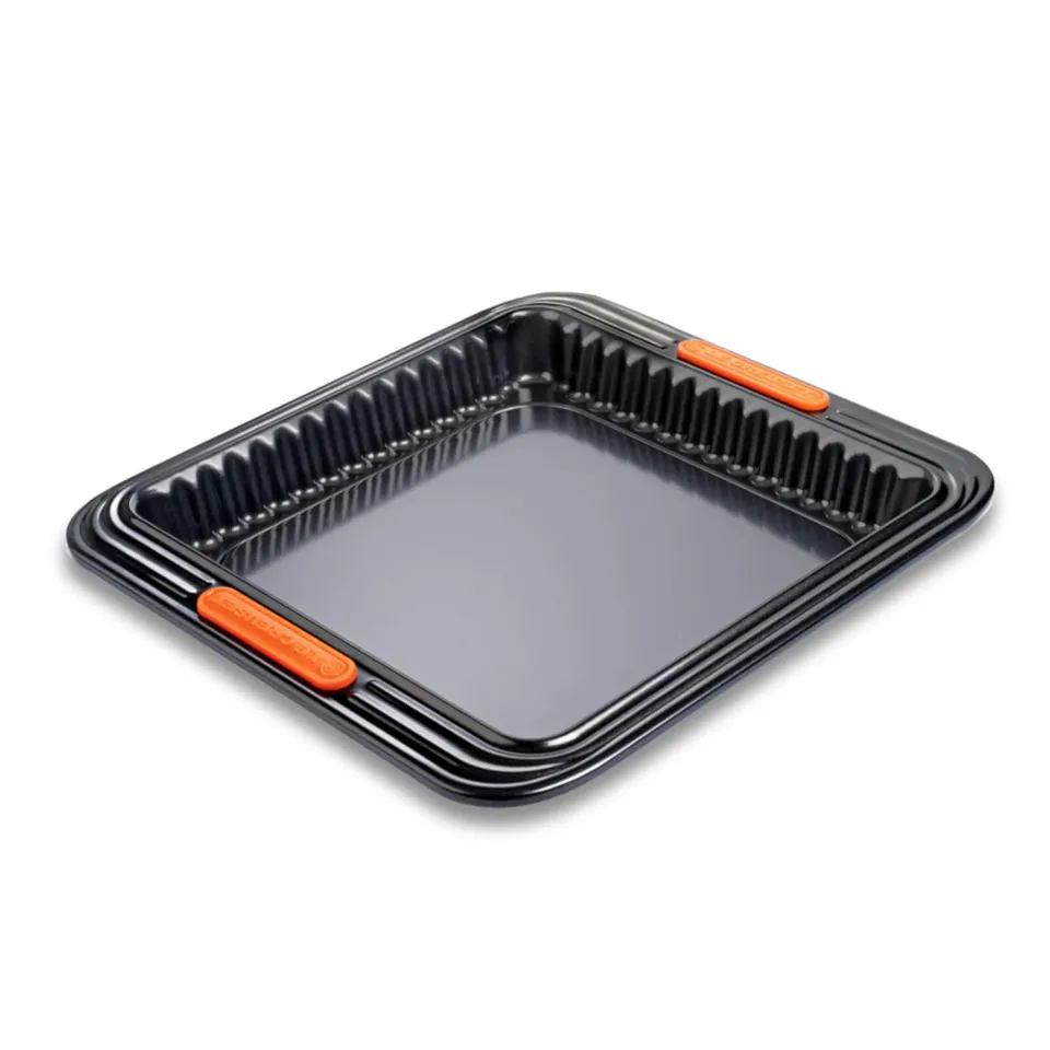 le-creuset-moule-tarte-carr-fond-amovible-23-x-23-cm-acier-silicon image 1