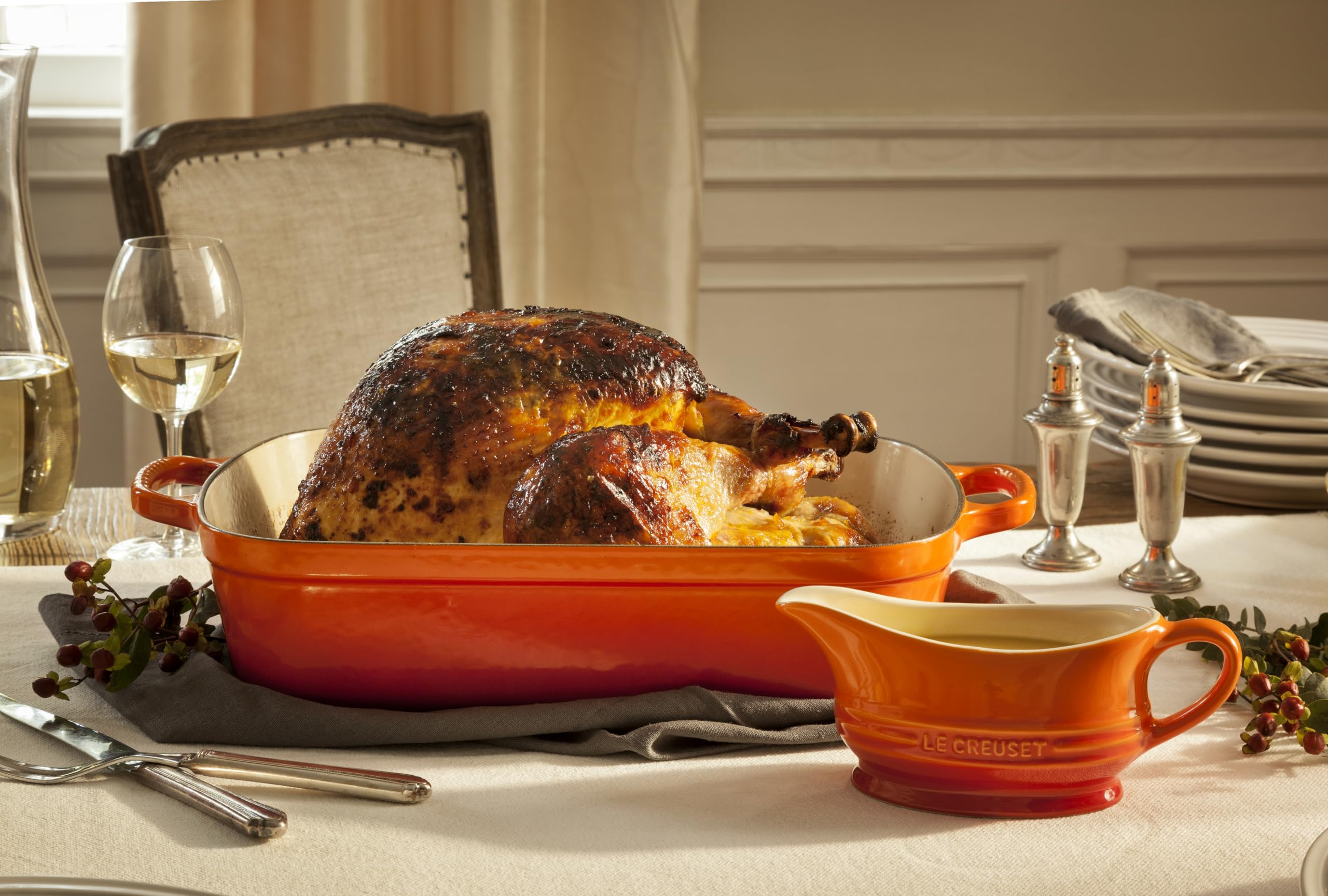 le-creuset-plat-signature-rectangulaire-en-fonte-maill-e-33-cm-4-9-l-volcanique image 5