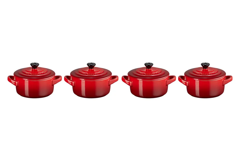 le-creuset-set-de-4-mini-cocottes-rondes-en-c-ramique-10-cm-200-ml-cerise image 1
