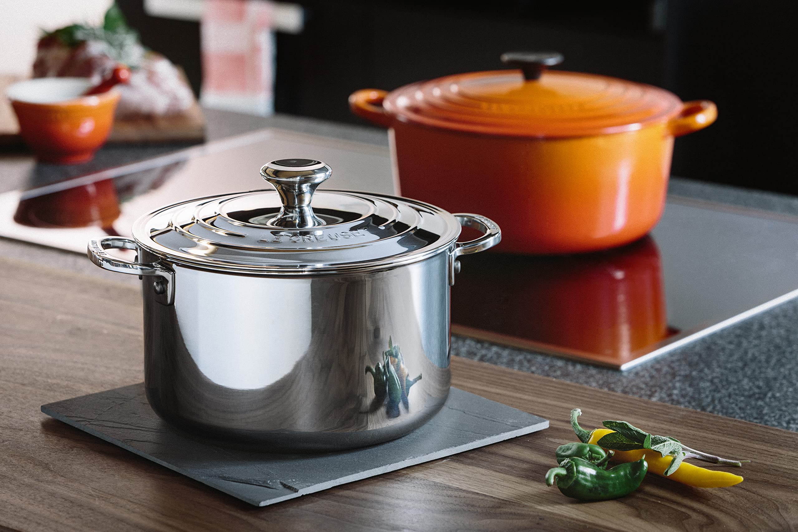 le-creuset-signature-cocotte-haute-inox-avec-couvercle-28-cm image 6