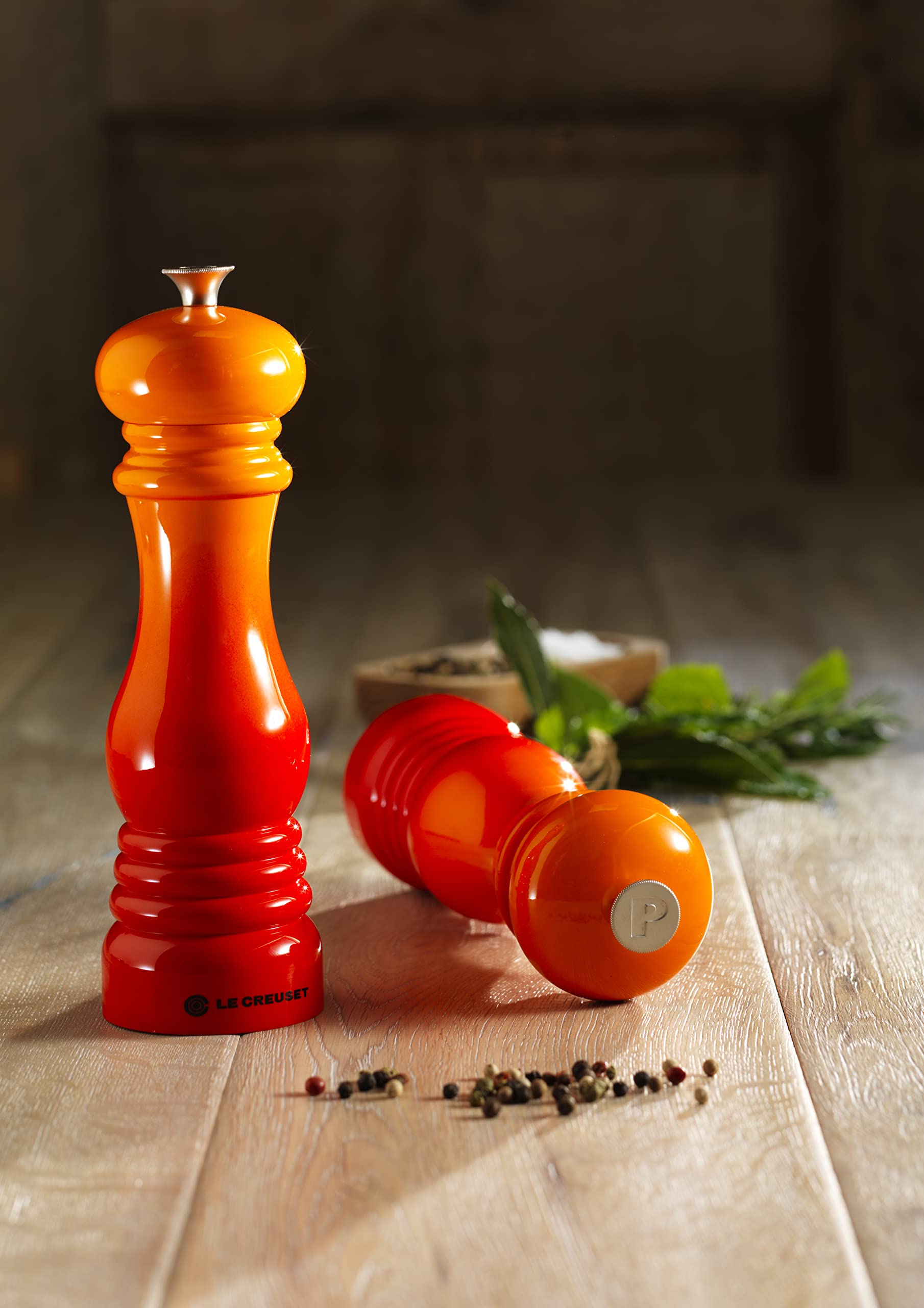 le-creuset-moulin-sel-classique-r-glable-21-cm-volcanique image 2