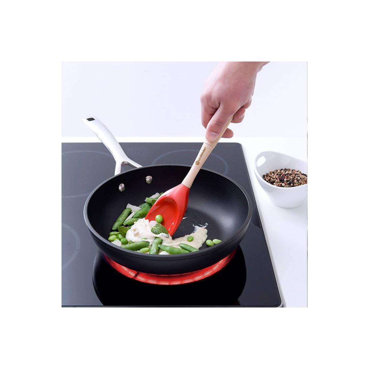 le-creuset-toughened-nonstick-pro-po-les-antiadh-sives-24-cm-28-cm image 4