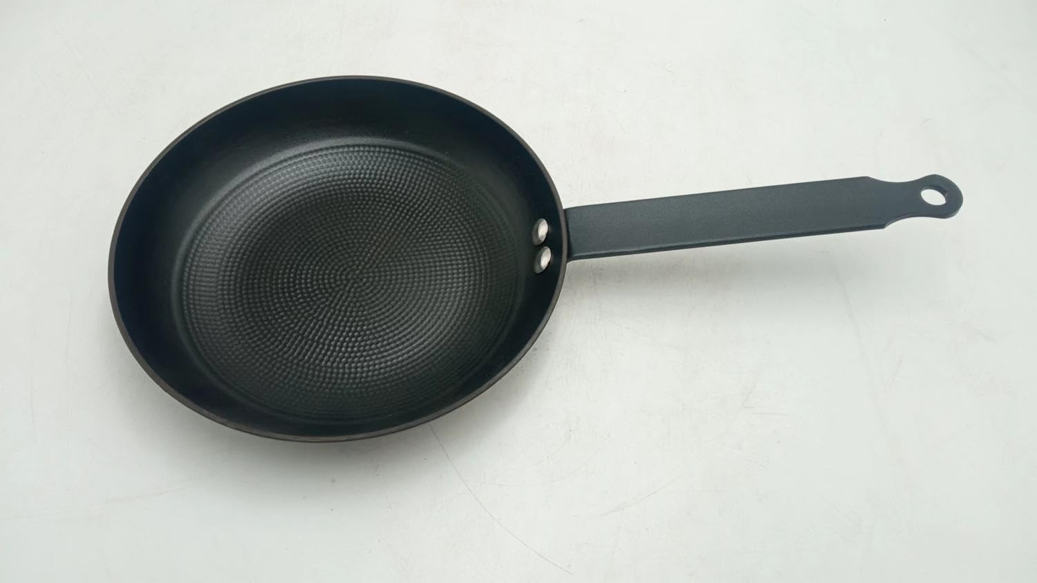 baumalu-maestro-po-le-frire-fonte-d-acier-maill-e-20-cm-noir image 1