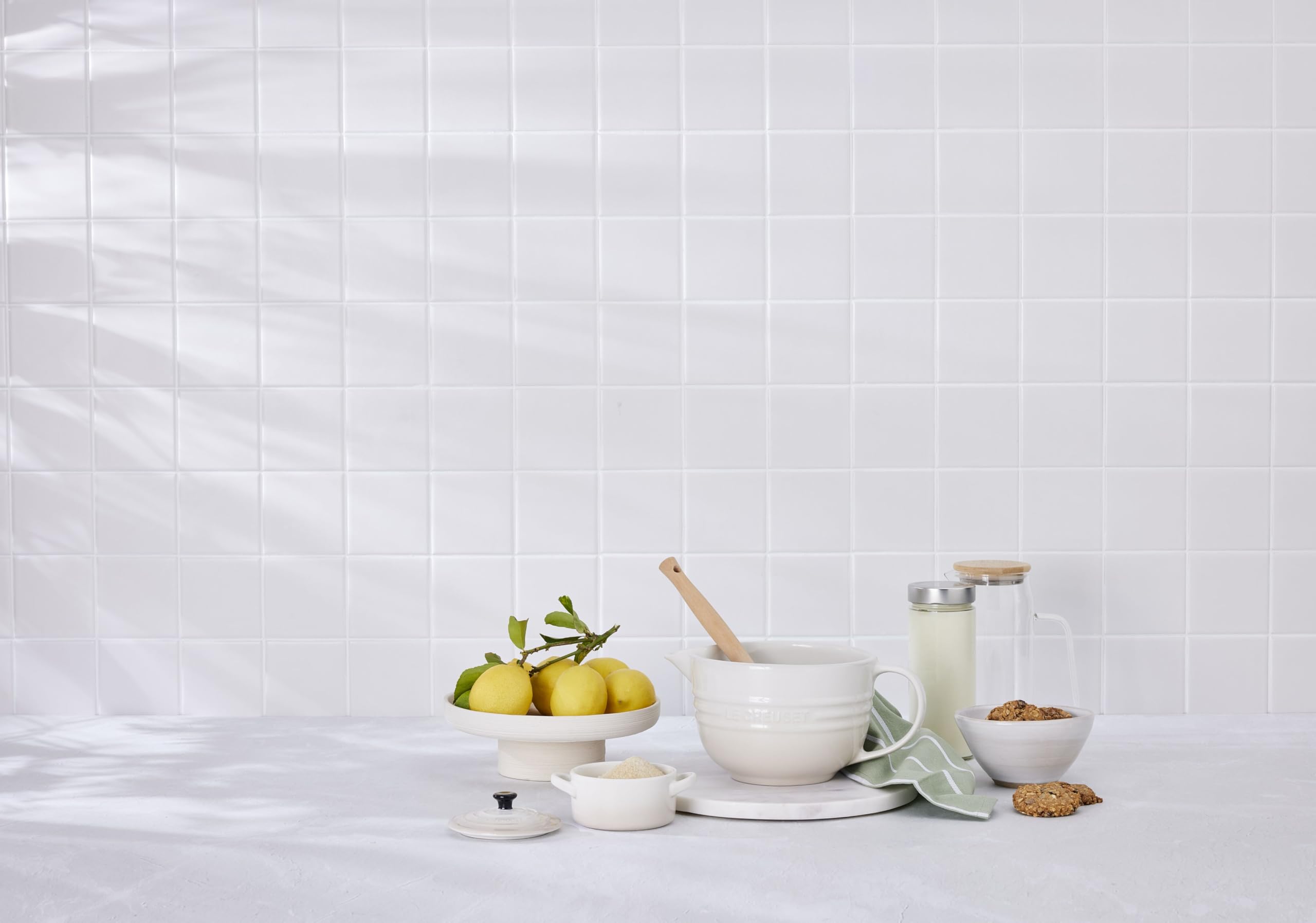 le-creuset-pichet-m-langeur-c-ramique-2-l-meringue image 8