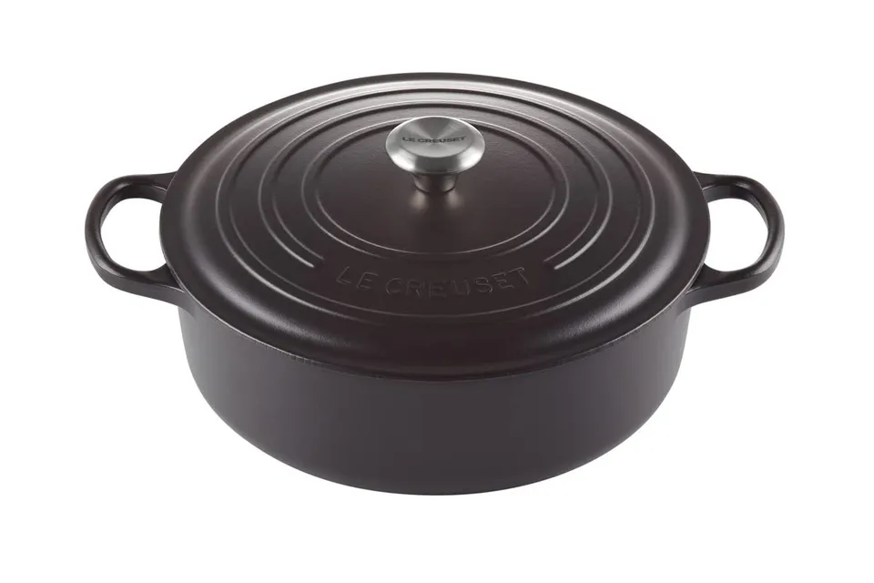 le-creuset-cocotte-ronde-basse-signature-30-cm-6-2-l-noir-mat-fonte image 1
