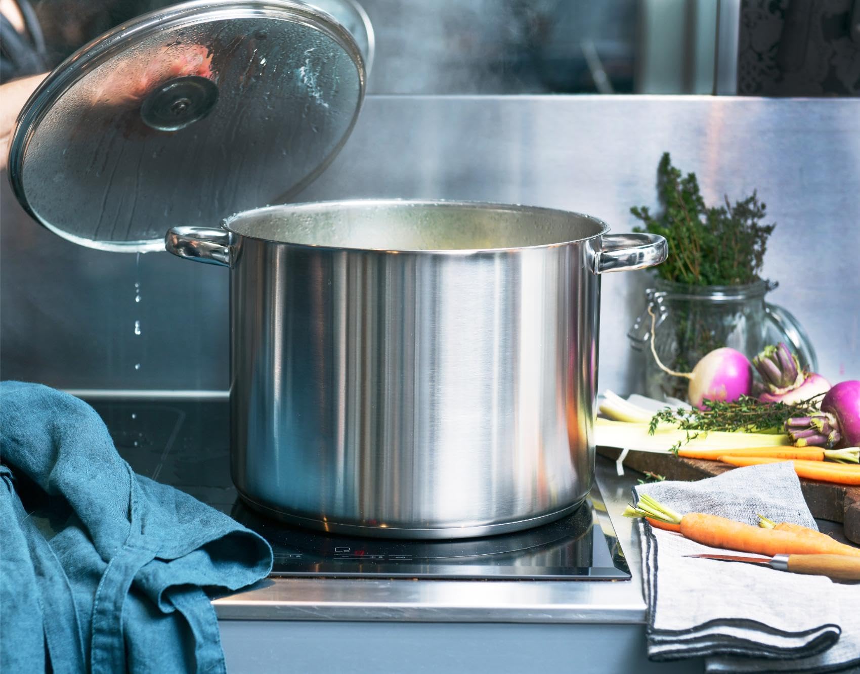 baumalu-faitout-avec-couvercle-verre-inox-28-cm-tous-feux-dont-induction image 2
