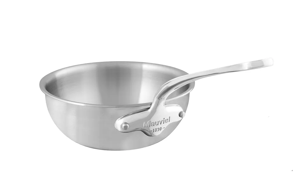 mauviel-m-urban-sauteuse-vas-e-bomb-e-inox-24-cm image 1